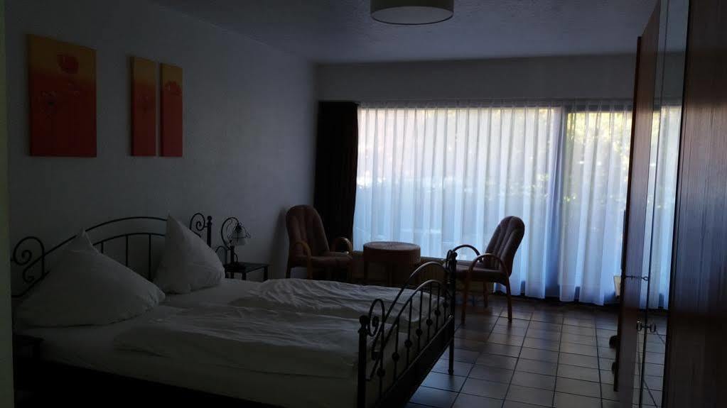 Forsthaus Alter Foerster Otel Bad Oeynhausen Dış mekan fotoğraf