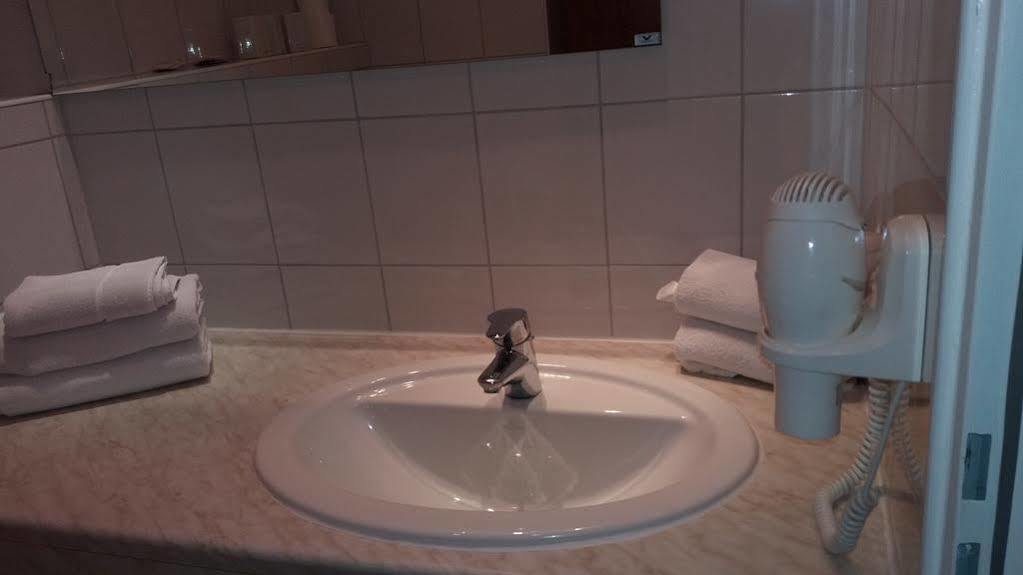 Forsthaus Alter Foerster Otel Bad Oeynhausen Dış mekan fotoğraf
